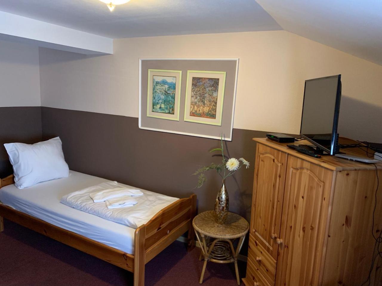 Hotel Mythos Oranienburg Eksteriør bilde